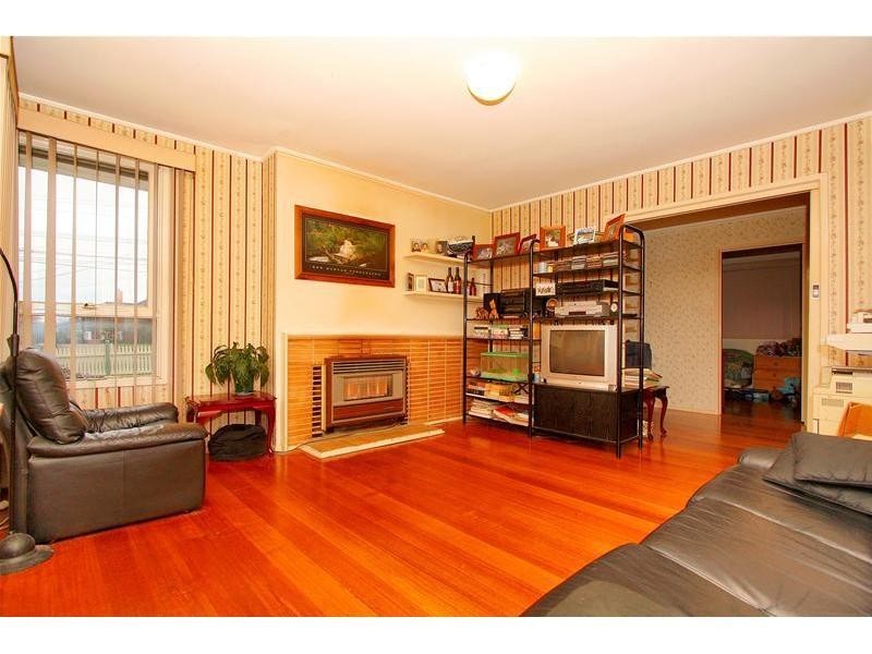 105 Dunne Street, Kingsbury VIC 3083