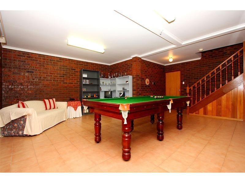 23 Edmund Rice Parade, Watsonia North VIC 3087