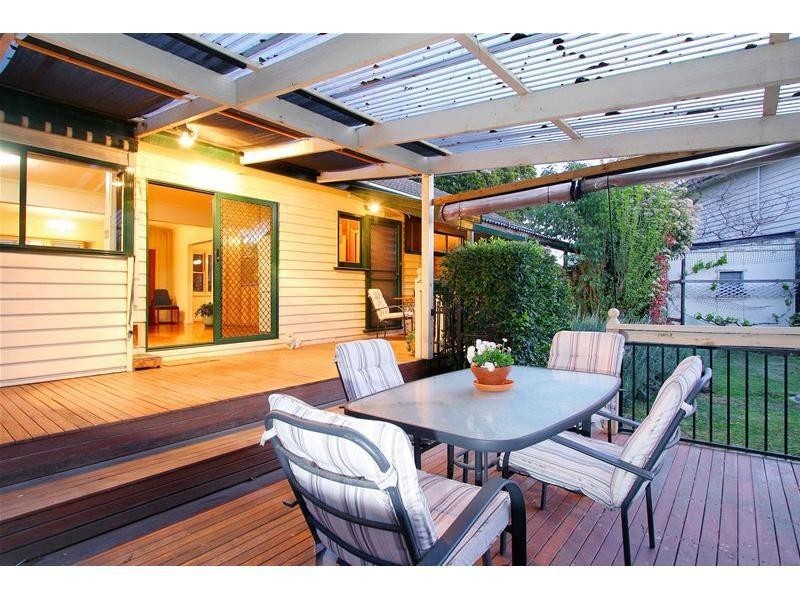 35 Crellin Crescent, Watsonia VIC 3087