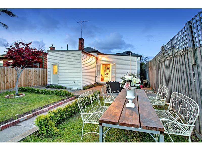 33 Hunter Street, Brunswick West VIC 3055