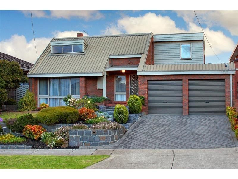 13 Medora Avenue, Bundoora VIC 3083
