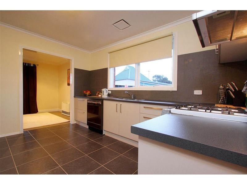 15 Kevin Street, Bundoora VIC 3083