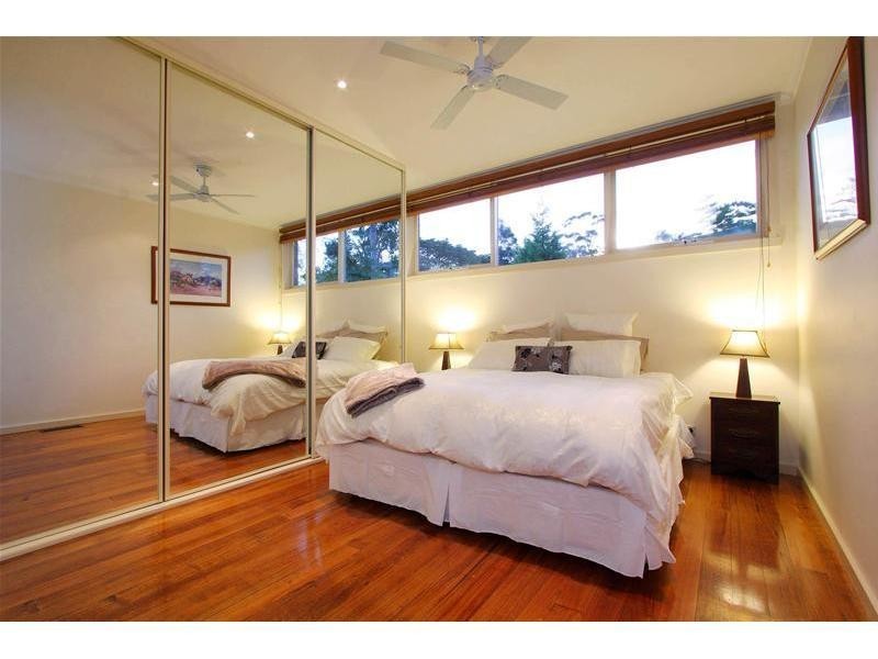 7 Loyola Court, Watsonia VIC 3087