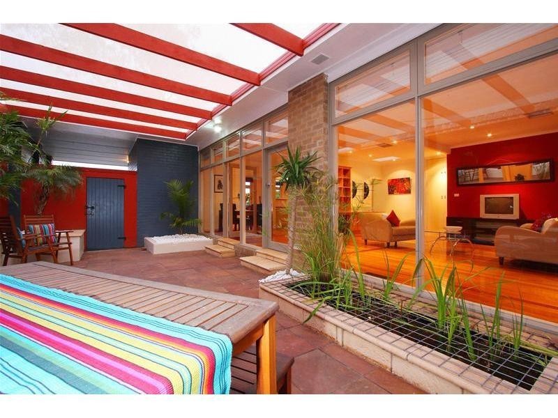 7 Loyola Court, Watsonia VIC 3087