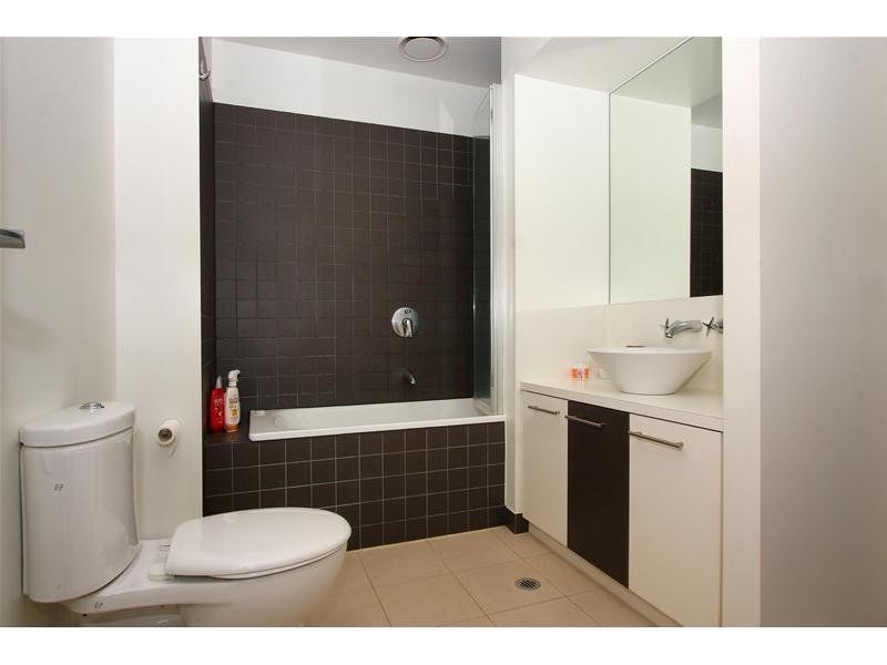 106/99 Nott Street, Port Melbourne VIC 3207