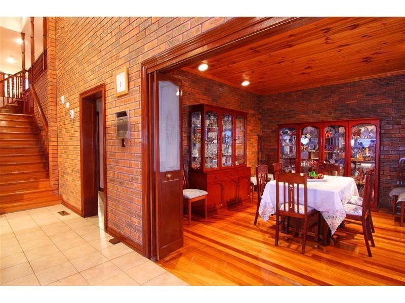 16 Medora Avenue, Bundoora VIC 3083