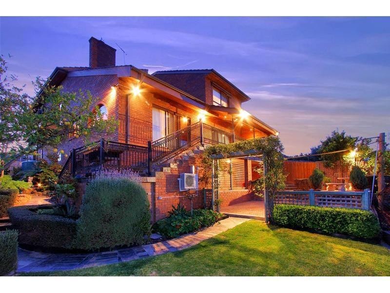 16 Medora Avenue, Bundoora VIC 3083