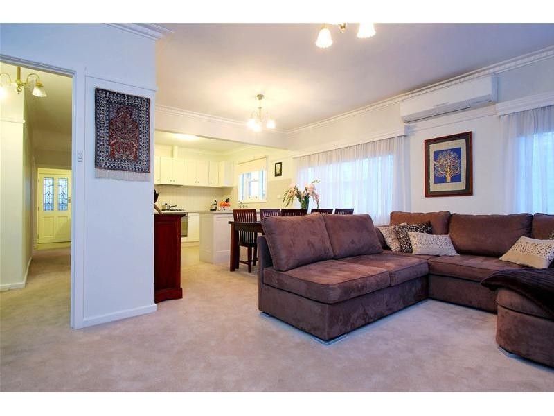 31 Calbourne Street, Preston West VIC 3072