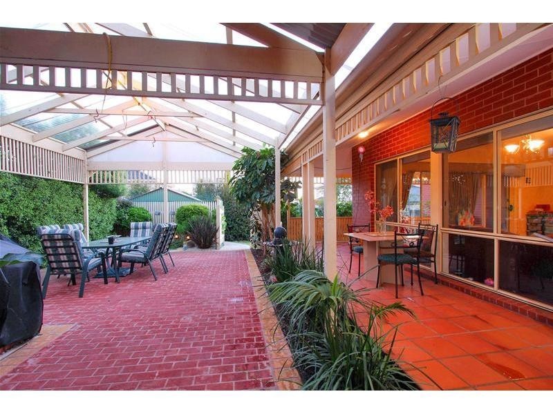 271 McKimmies Road, Bundoora VIC 3083