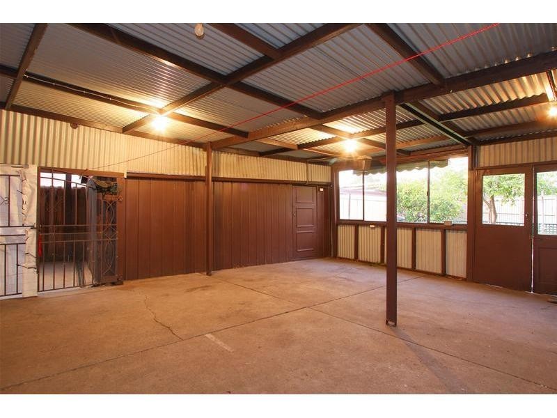 70 Dumbarton Street, Reservoir VIC 3073