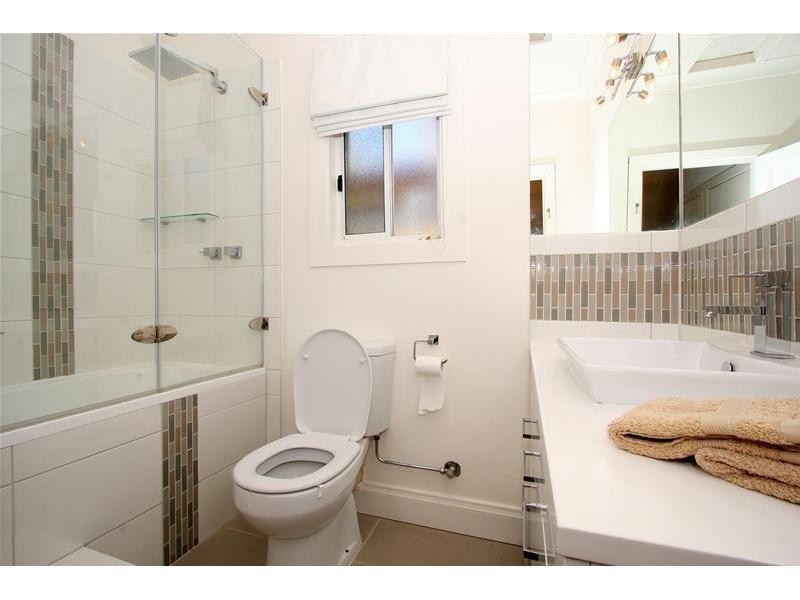 106 McMahon Road, Reservoir VIC 3073