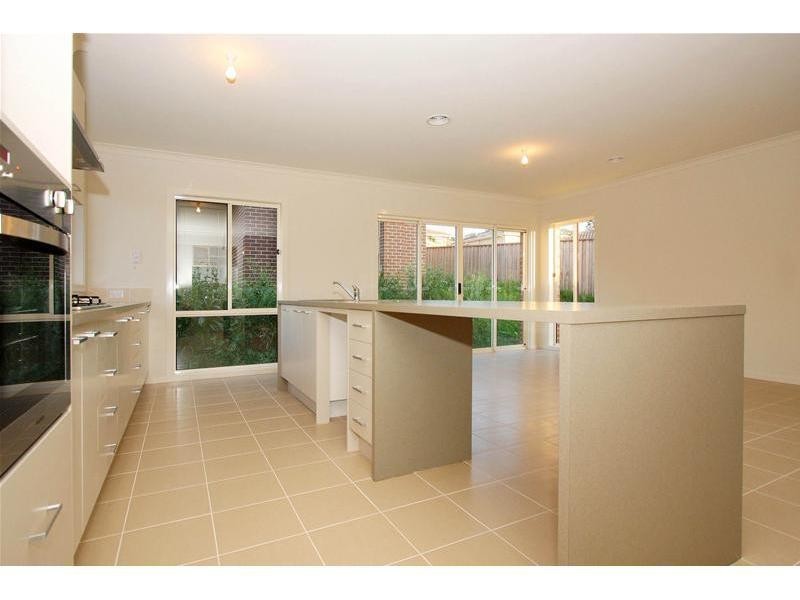 98 Arthur Street, Bundoora VIC 3083