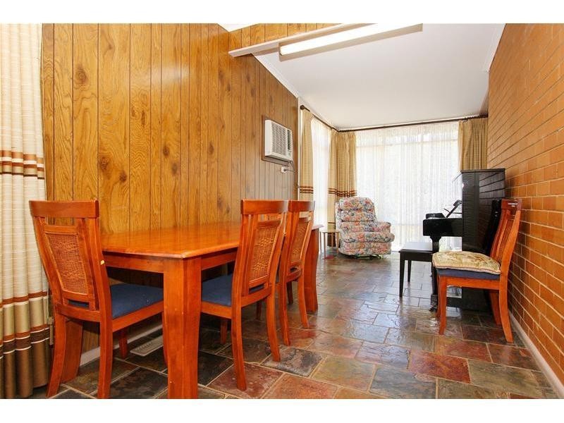 19 Scott Grove, Kingsbury VIC 3083