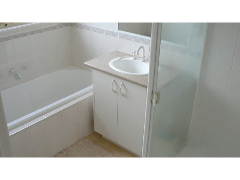 28 Ironbark Drive, Bundoora VIC 3083