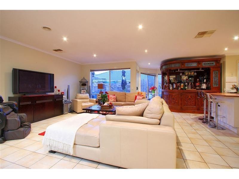 12 Buttercup Grove, Bundoora VIC 3083