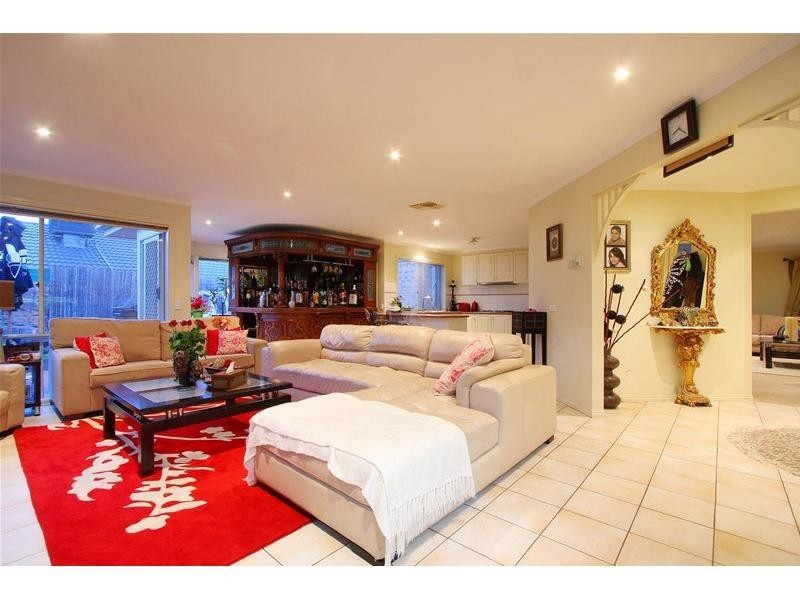 12 Buttercup Grove, Bundoora VIC 3083