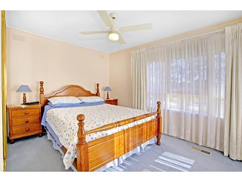 21 Moreton Crescent, Bundoora VIC 3083