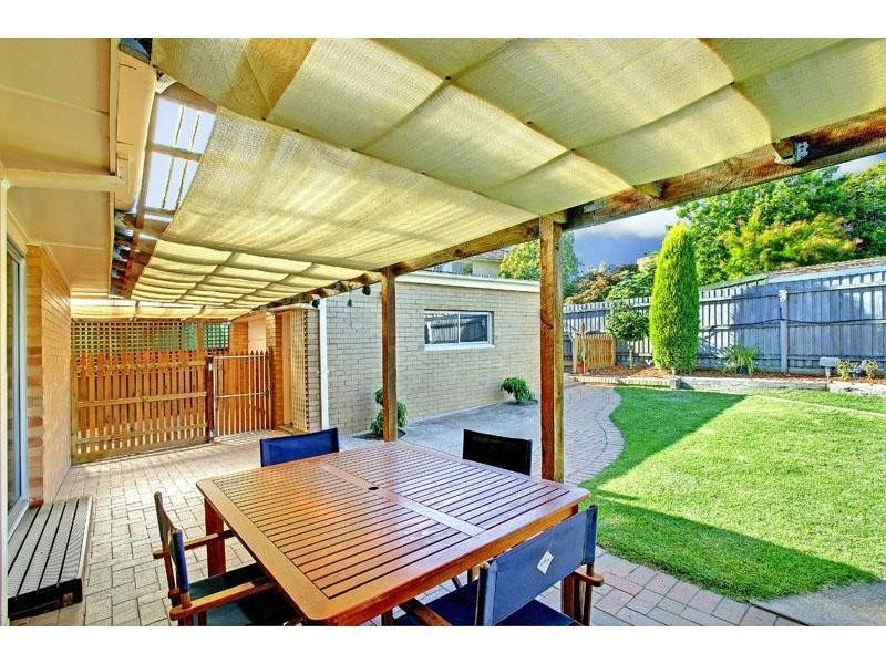 21 Moreton Crescent, Bundoora VIC 3083