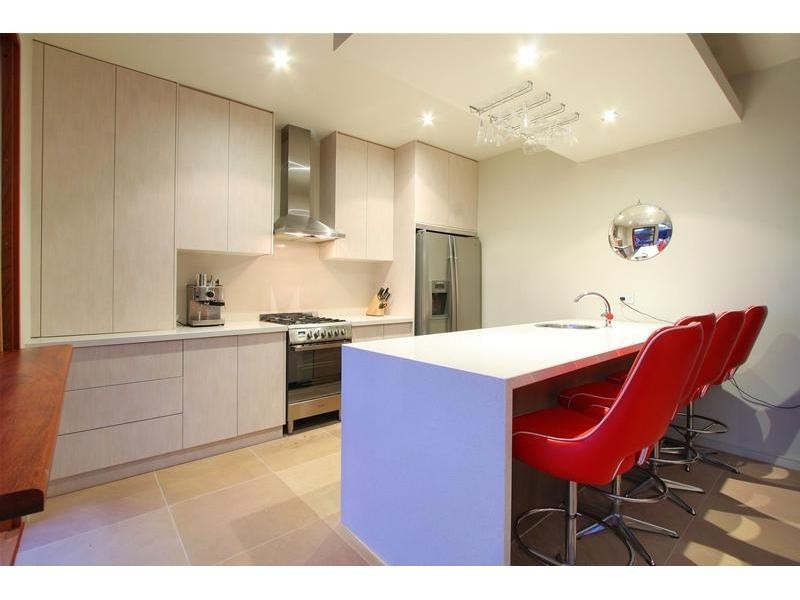 2/279 Nell Street West, Watsonia VIC 3087