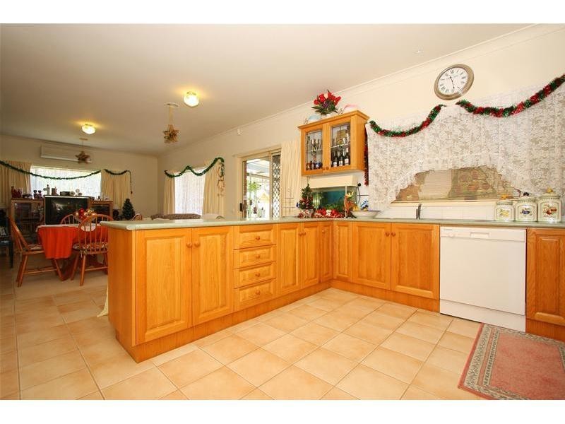 17 Josef Avenue, Bundoora VIC 3083