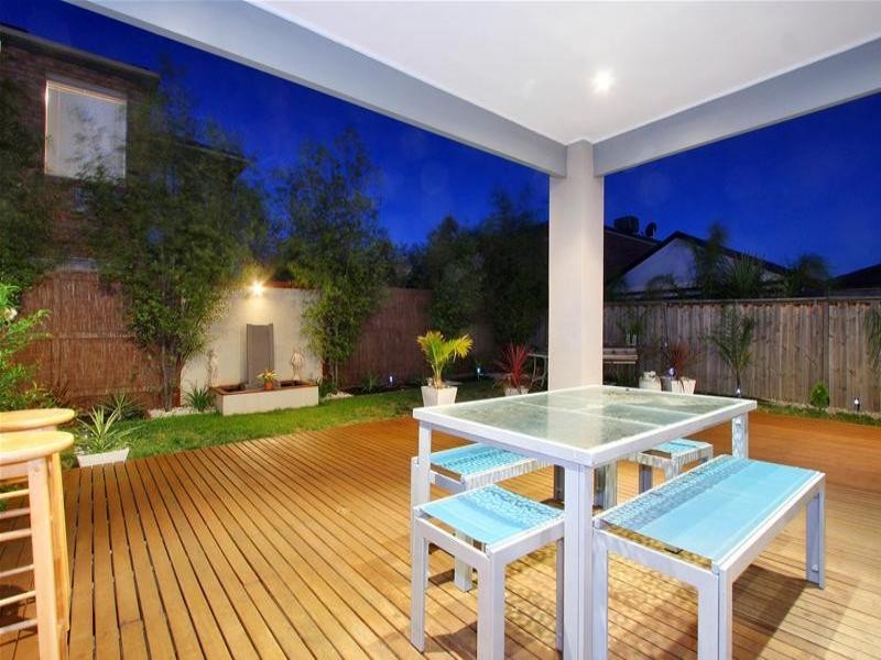 15 Scarlet Drive, Bundoora VIC 3083