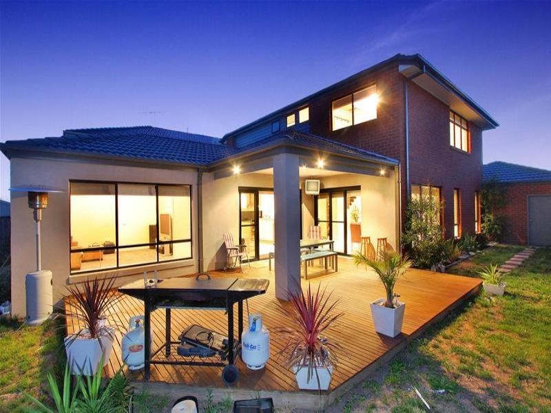 15 Scarlet Drive, Bundoora VIC 3083