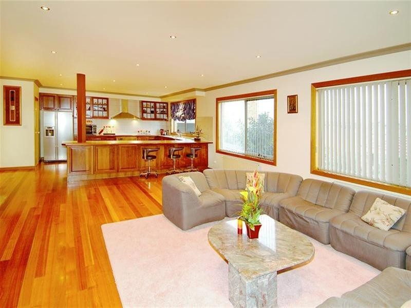 69 Telopea Crescent, Mill Park VIC 3082