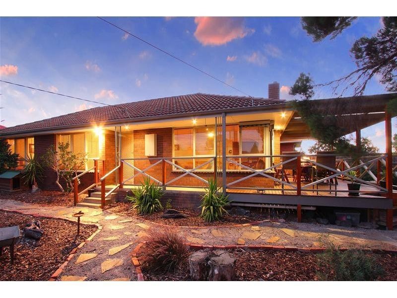 102 Cameron Parade, Bundoora VIC 3083