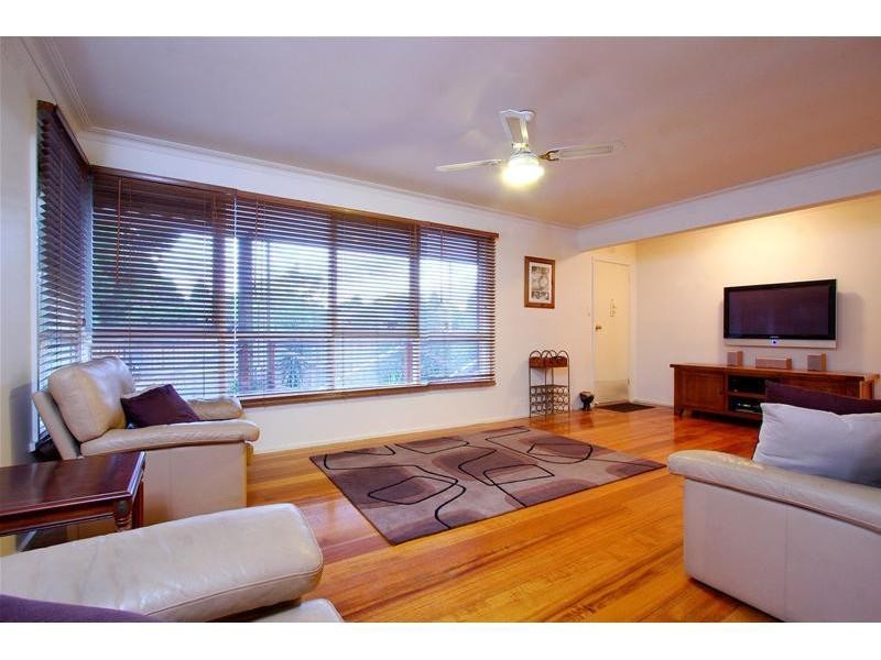 102 Cameron Parade, Bundoora VIC 3083