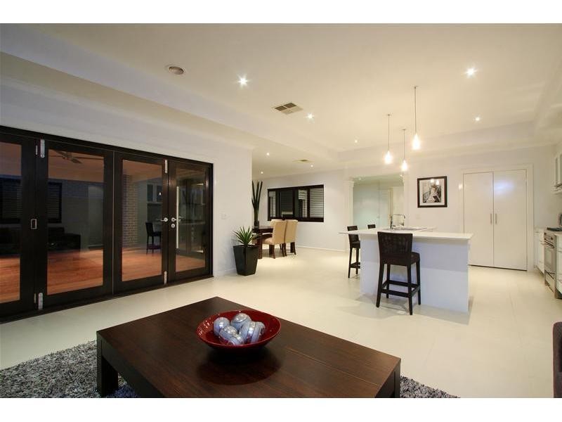 28 Lynch Avenue, Bundoora VIC 3083