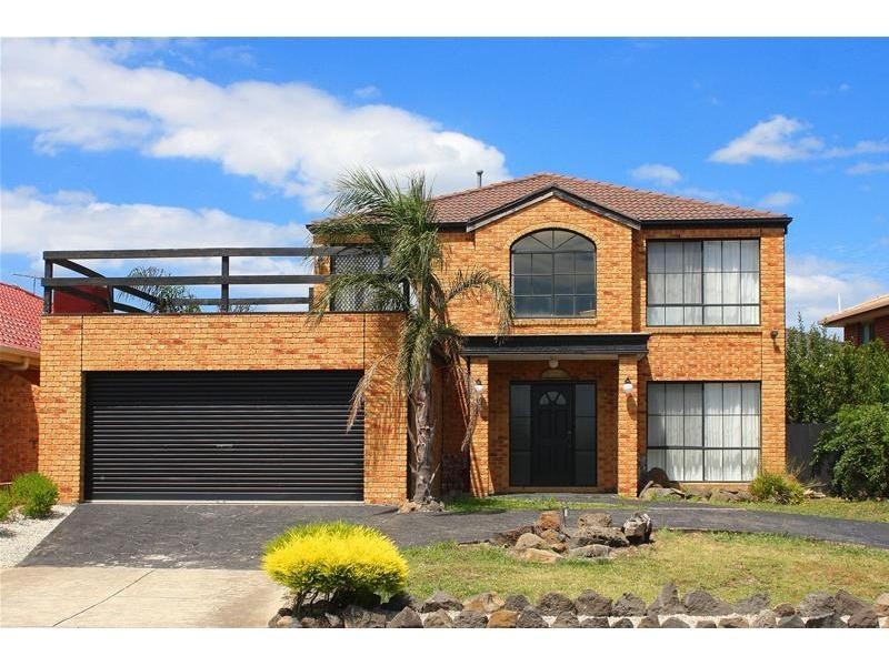 8 Blau Street, Bundoora VIC 3083