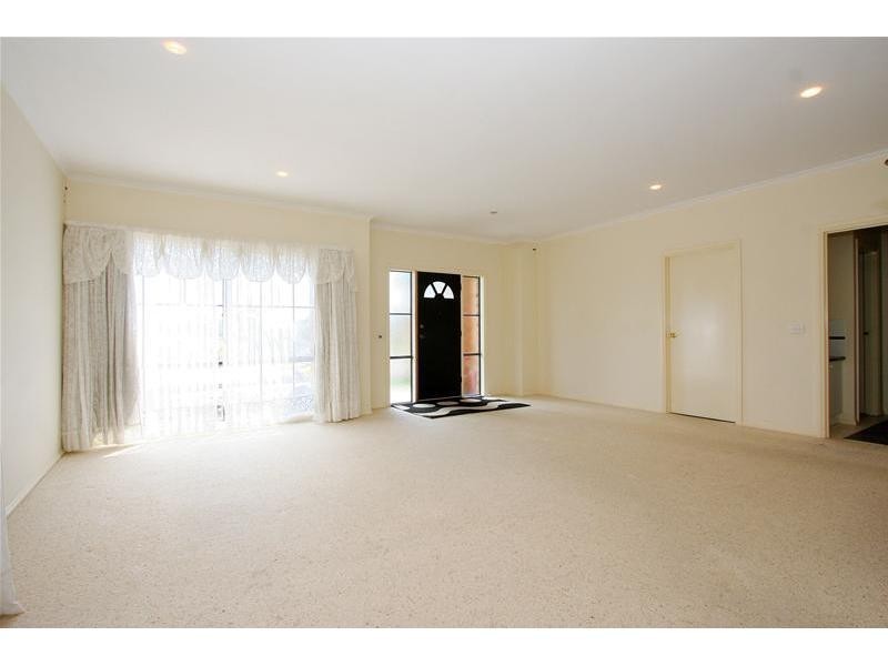 8 Blau Street, Bundoora VIC 3083