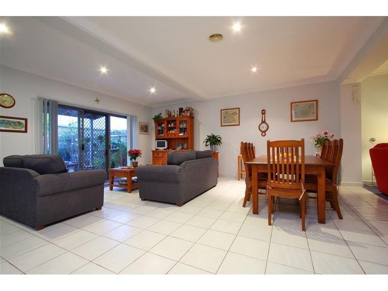 3/2 Shoalhaven Street, Bundoora VIC 3083