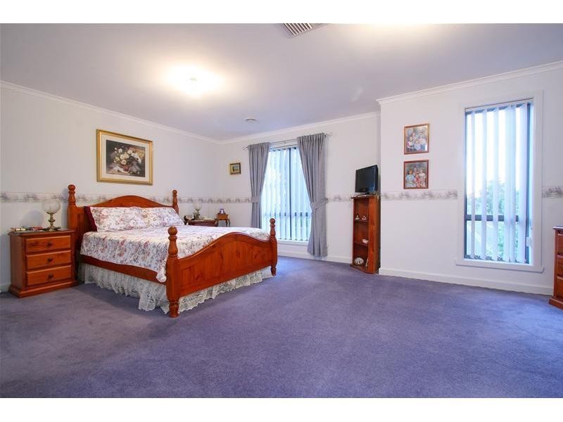 3/2 Shoalhaven Street, Bundoora VIC 3083