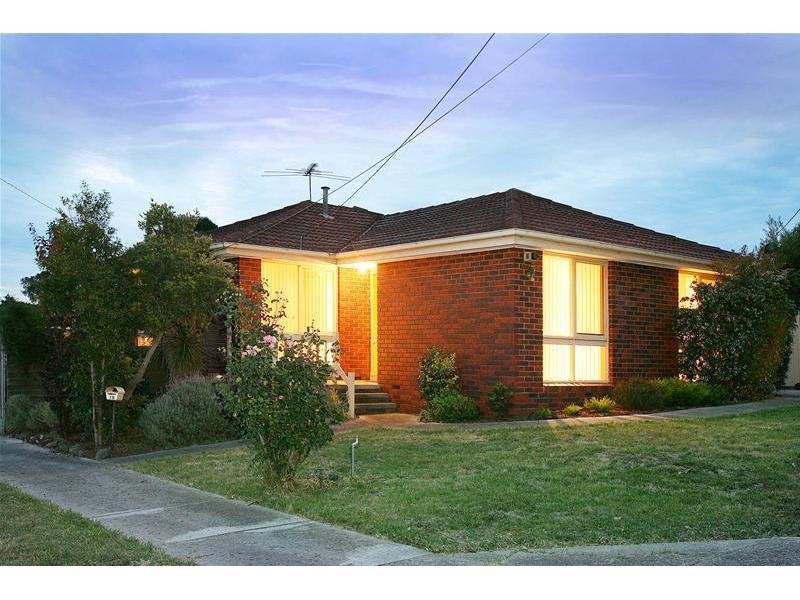 16 Japonica Street, Bundoora VIC 3083