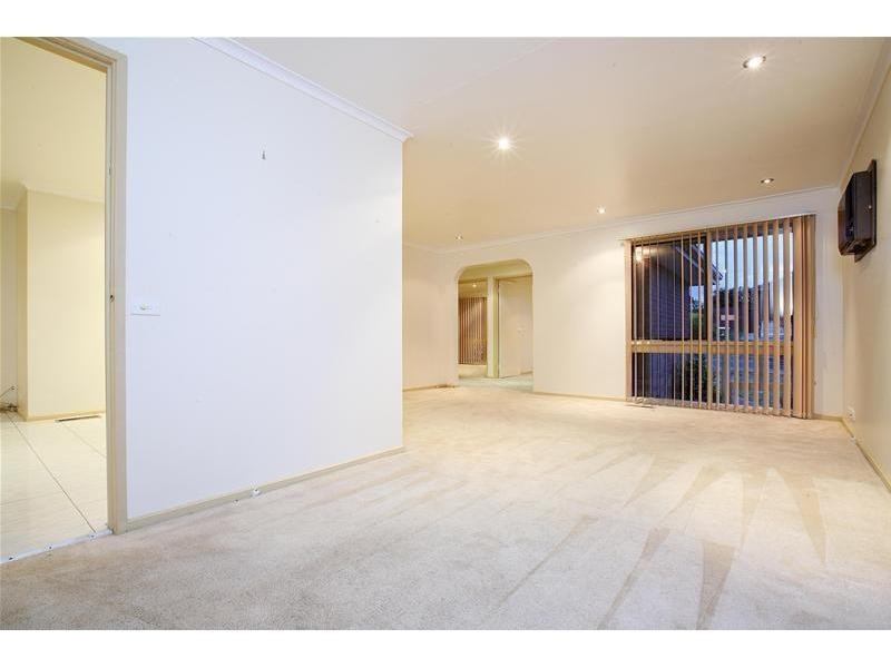 16 Japonica Street, Bundoora VIC 3083