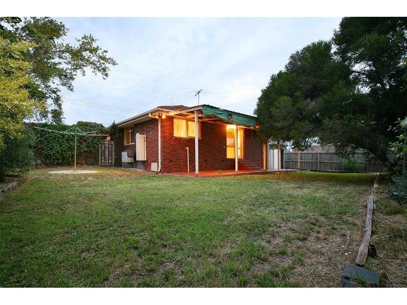 16 Japonica Street, Bundoora VIC 3083