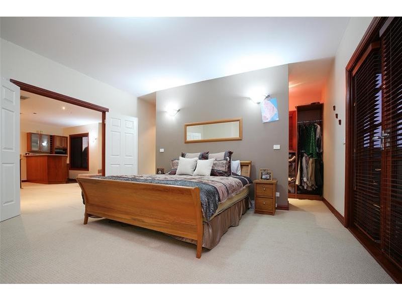 119 Telopea Crescent, Mill Park VIC 3082