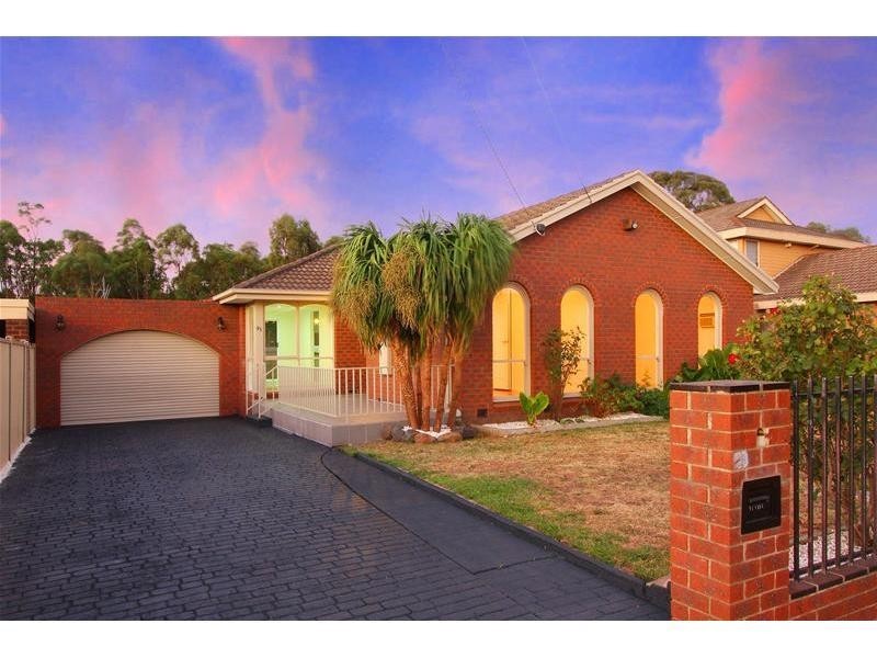 93 Cabernet Crescent, Bundoora VIC 3083