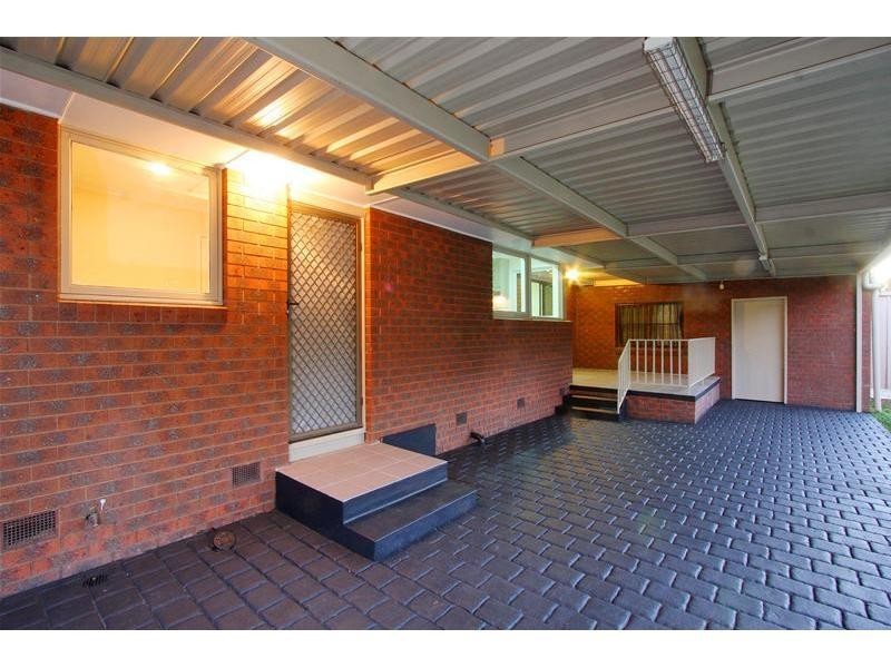 93 Cabernet Crescent, Bundoora VIC 3083