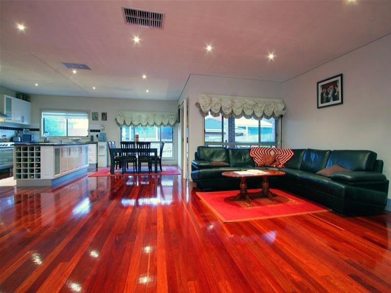 6 Berkley Rise, South Morang VIC 3752