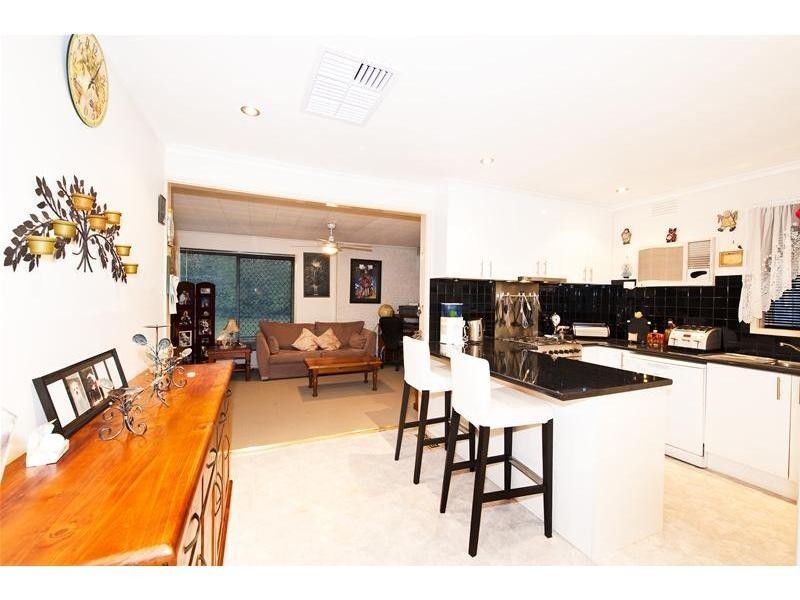 29 Lea Crescent, Bundoora VIC 3083