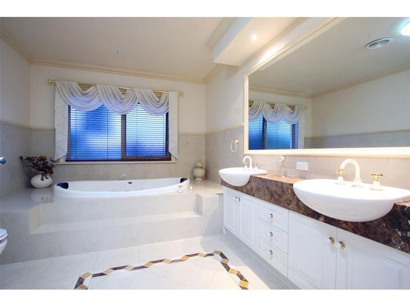 1404 Plenty Road, Bundoora VIC 3083