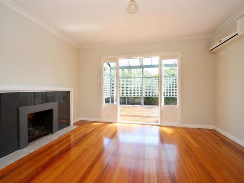 283 Grimshaw Street, Watsonia VIC 3087