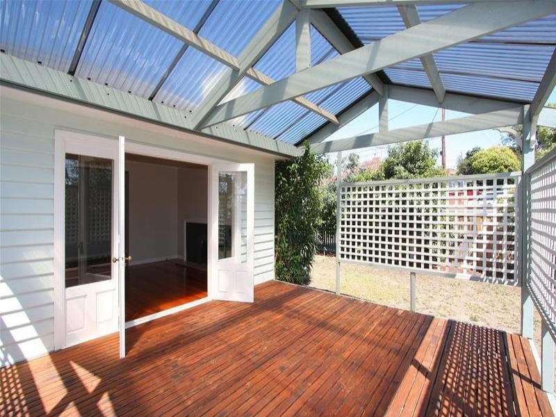283 Grimshaw Street, Watsonia VIC 3087