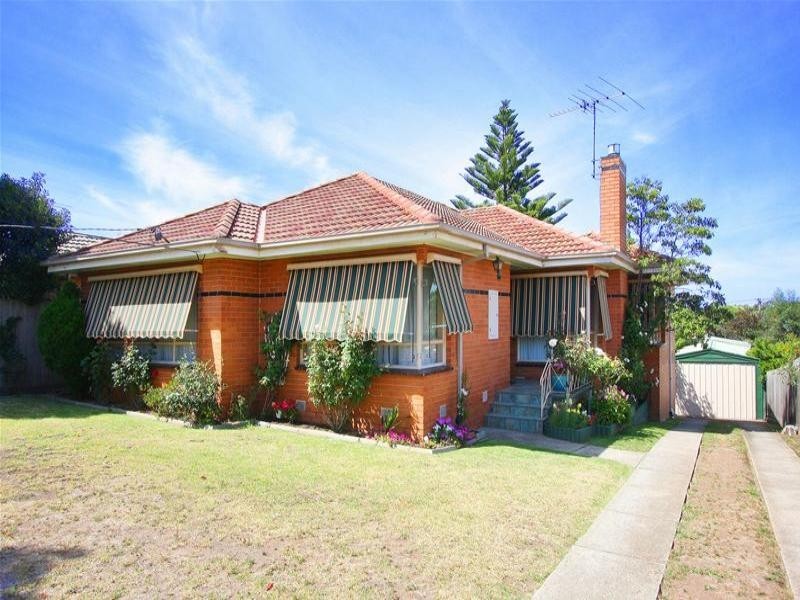 37 Green Avenue, Kingsbury VIC 3083