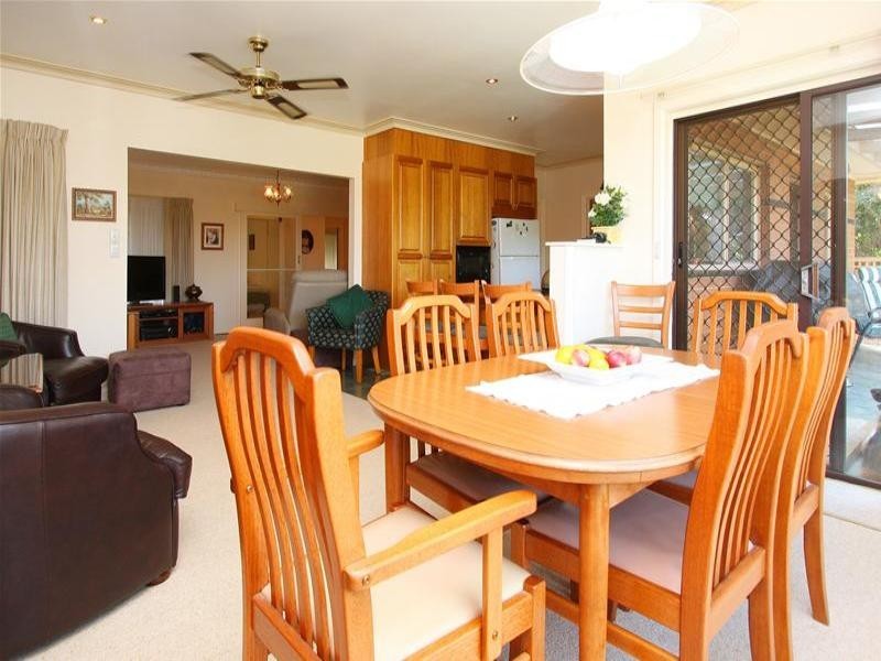 37 Green Avenue, Kingsbury VIC 3083