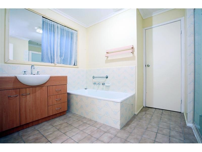 81 Narina Way, Epping VIC 3076