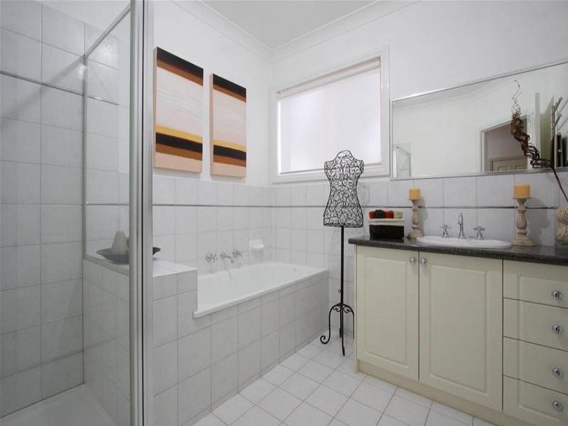 6 Jardier Terrace, South Morang VIC 3752