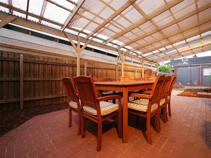 44 Golf Links Drive, Mill Park VIC 3082